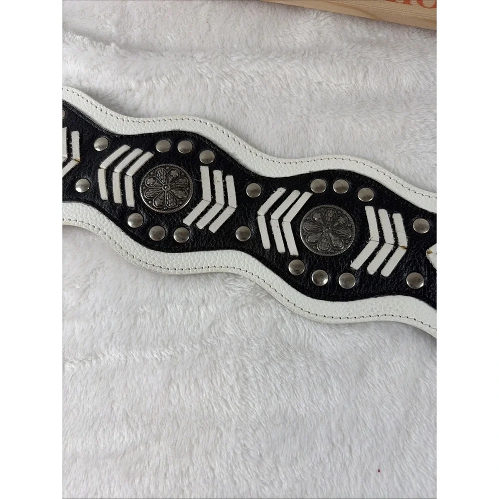 Vintage 90s Western Boho White Leather Statement Belt Westerncore Rodeo Cowgirl